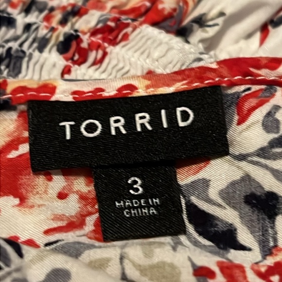 Torrid Womens Dress Size 3 White Floral V-Neck Elastic Waist Lined Short Sleeve - Picture 5 of 5